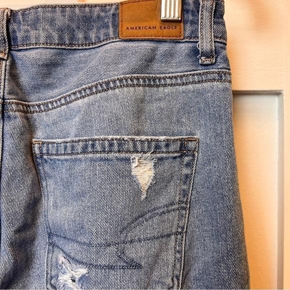 American Eagle Women Jeans Size 4 Extra Short Distressed Mom Straight Distressed - Picture 11 of 11